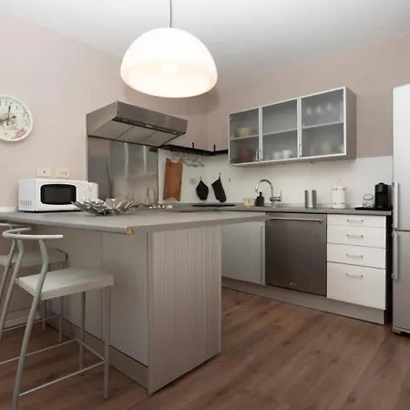 Volturno House - Walking Distance From Tower Appartement