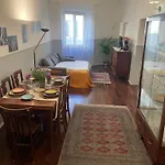 Volturno House - Walking Distance From Tower Apartment