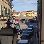 Volturno House - Walking Distance From Tower Apartment *