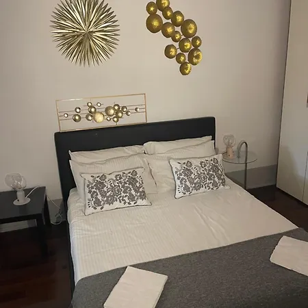 Apartman Volturno House - Walking Distance From Tower *