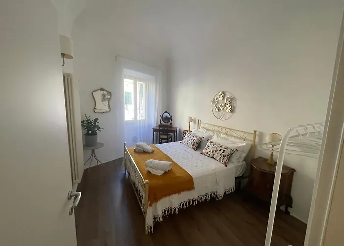 Volturno House - Walking Distance From Tower *